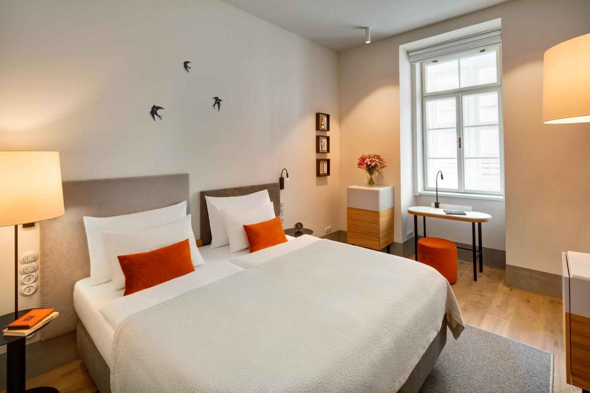 Hotel Bookquet Praga Exterior foto A room at the hotel